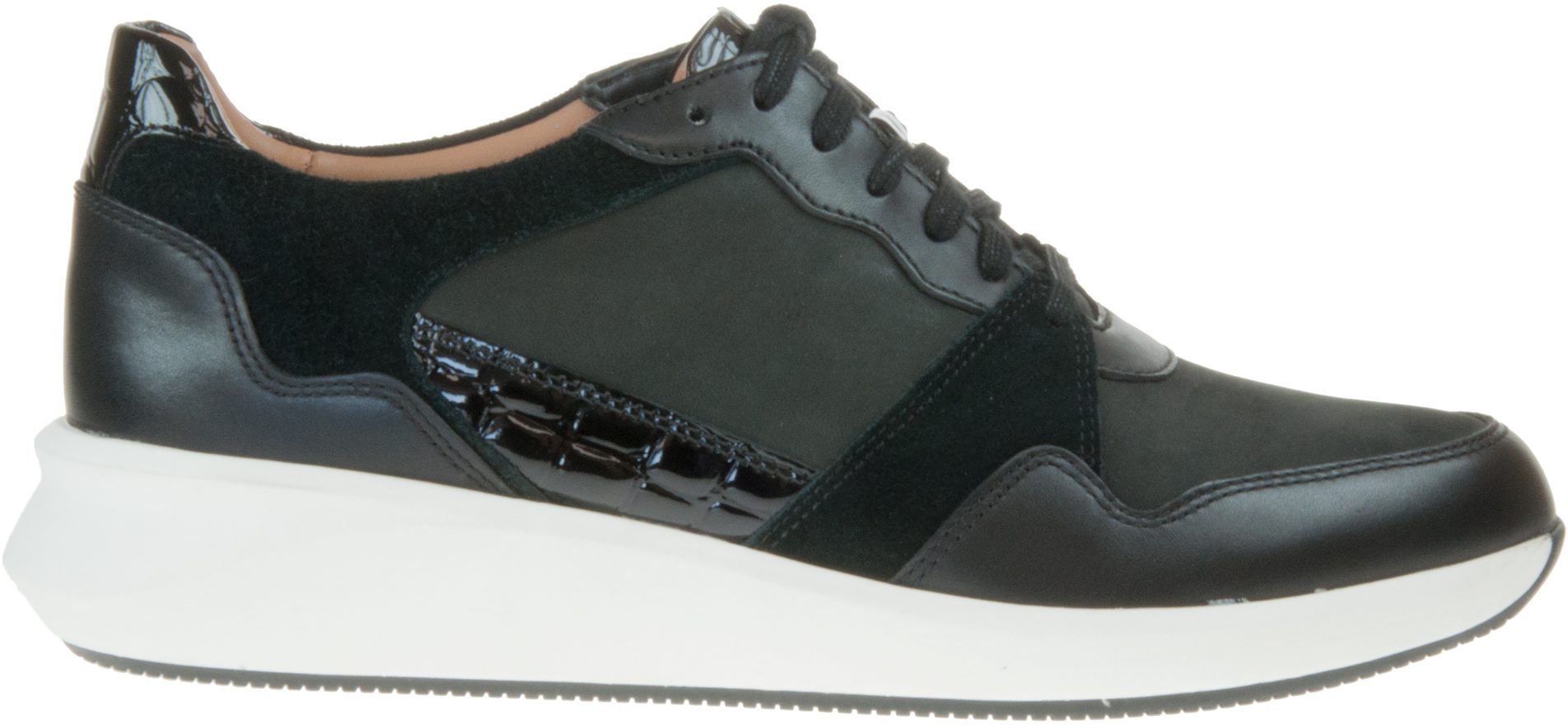 un rio run clarks