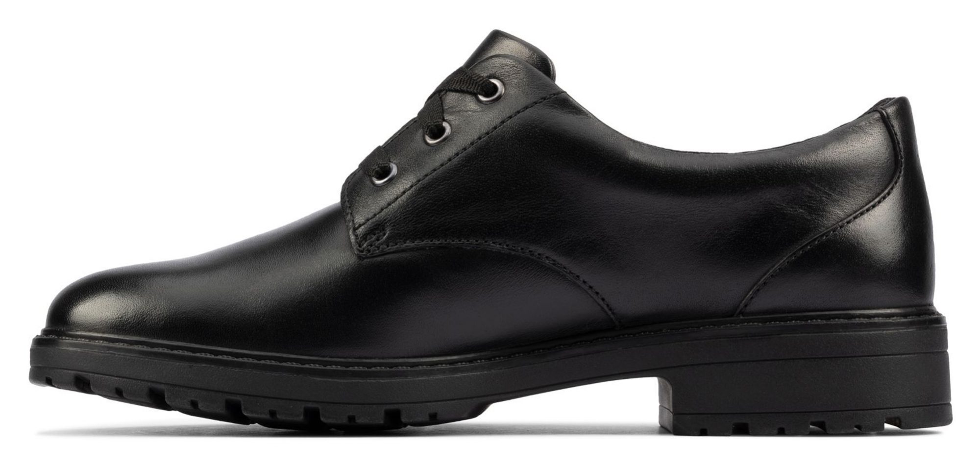 best sandals for narrow feet 2023