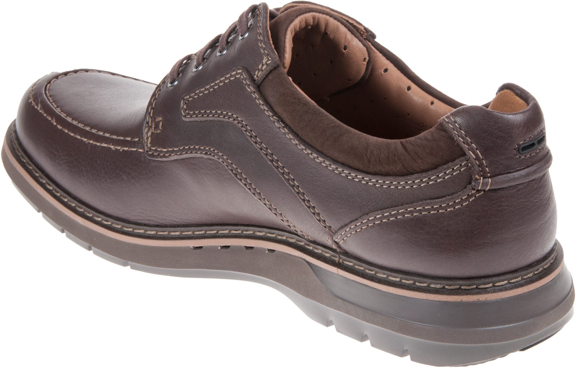 Clarks Un Ramble Lace Dark Brown Leather 26136990 - Casual Shoes ...