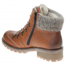 Swetlana Boot