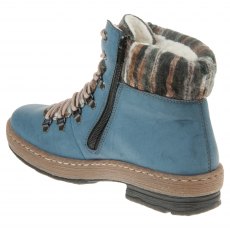 Felicitas Boot