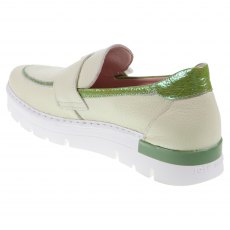 Eva Loafer