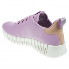 Gruuv Sneaker