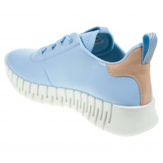 Gruuv Sneaker