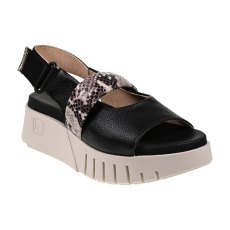 Manuela Sandal