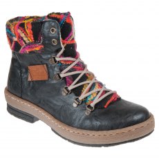 Felicitas Boot