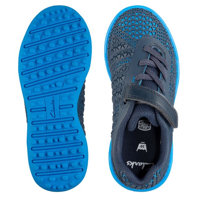 clarks swift trainers