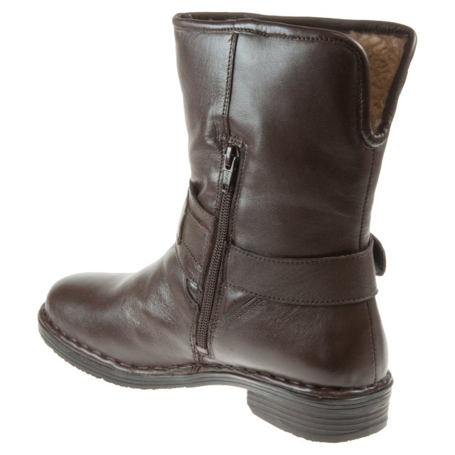 Lotus matterhorn boots 2025
