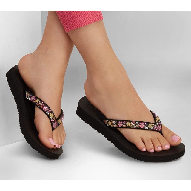 Dancing Daisy Skechers Meditation Women's Thong Sandals