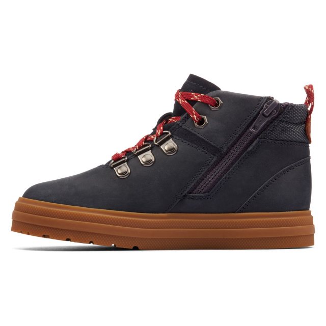 clarks nova hike