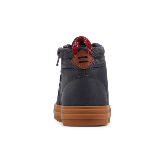 clarks nova hike