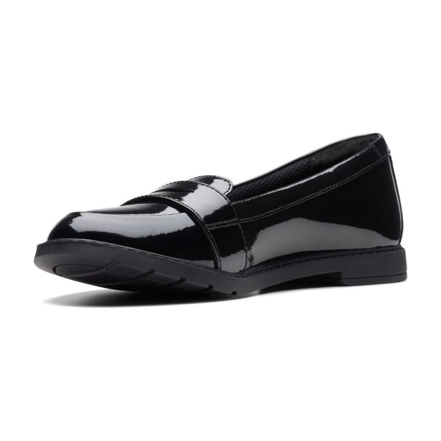 Clarks shop girls loafers