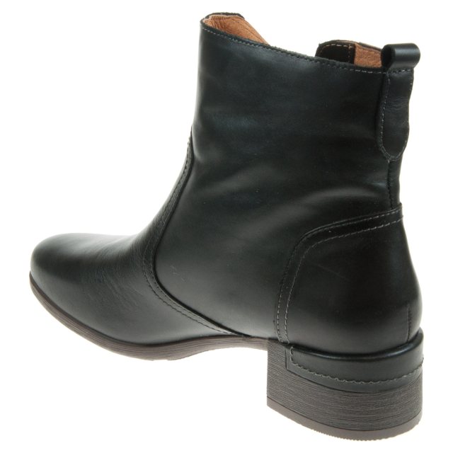 パンプス Malaga Boots In Black Leather Malaga - Black leather and patent leather boots | Carel Paris