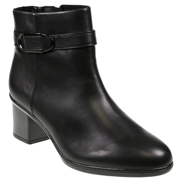 Clarks Shaya Style