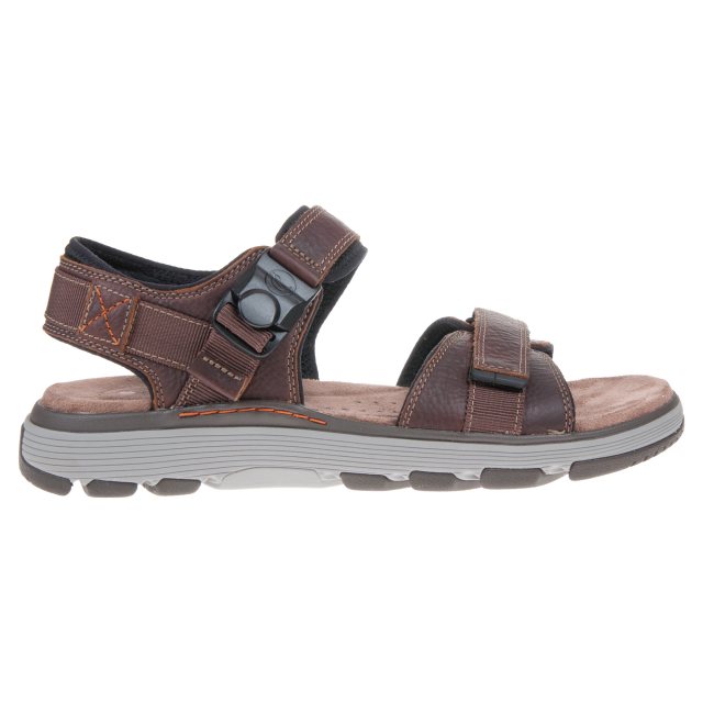 mens sandals with magnetic fastening