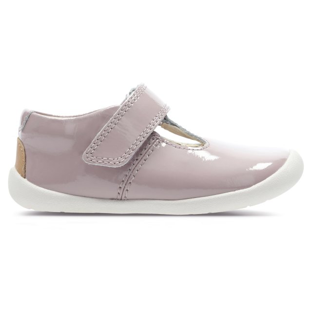 clarks roamer go pink patent