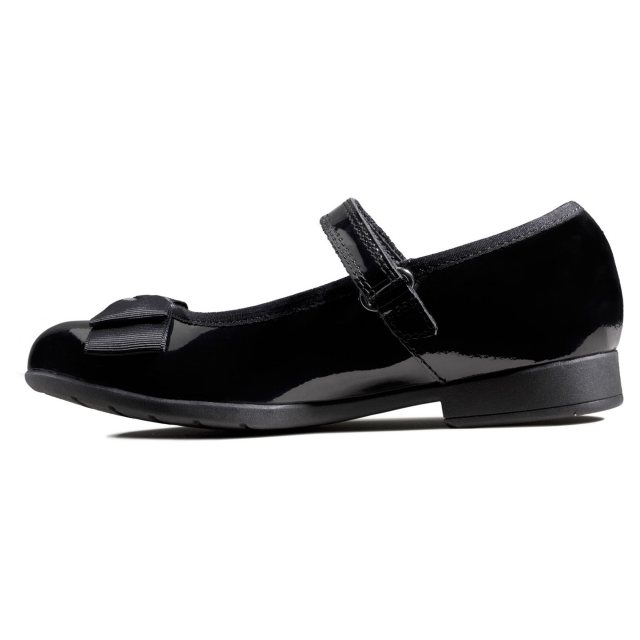 Clarks Scala Tap Kid Patent Shoes in Black Patent