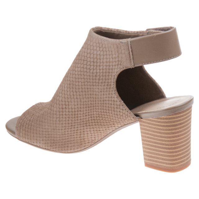 clarks deva bell