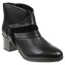 Clarks Shaya Sky