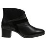 Clarks Shaya Sky